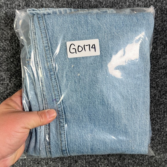 Levi's 512 Slim Taper Fit Jeans Men 30x30.5 Blue Light Wash Denim Cotton Stretch - Picture 15 of 15